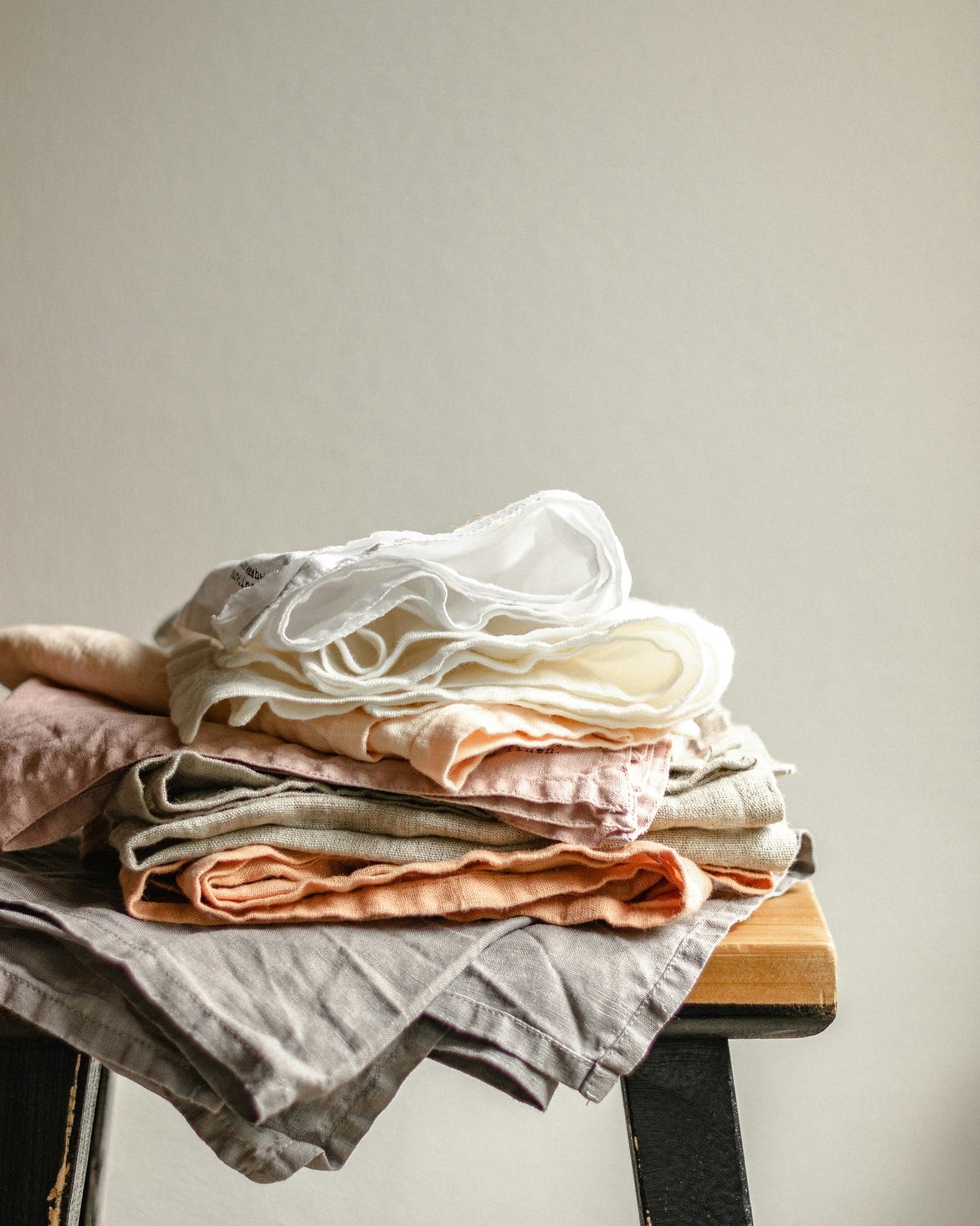 Structured wool fabric